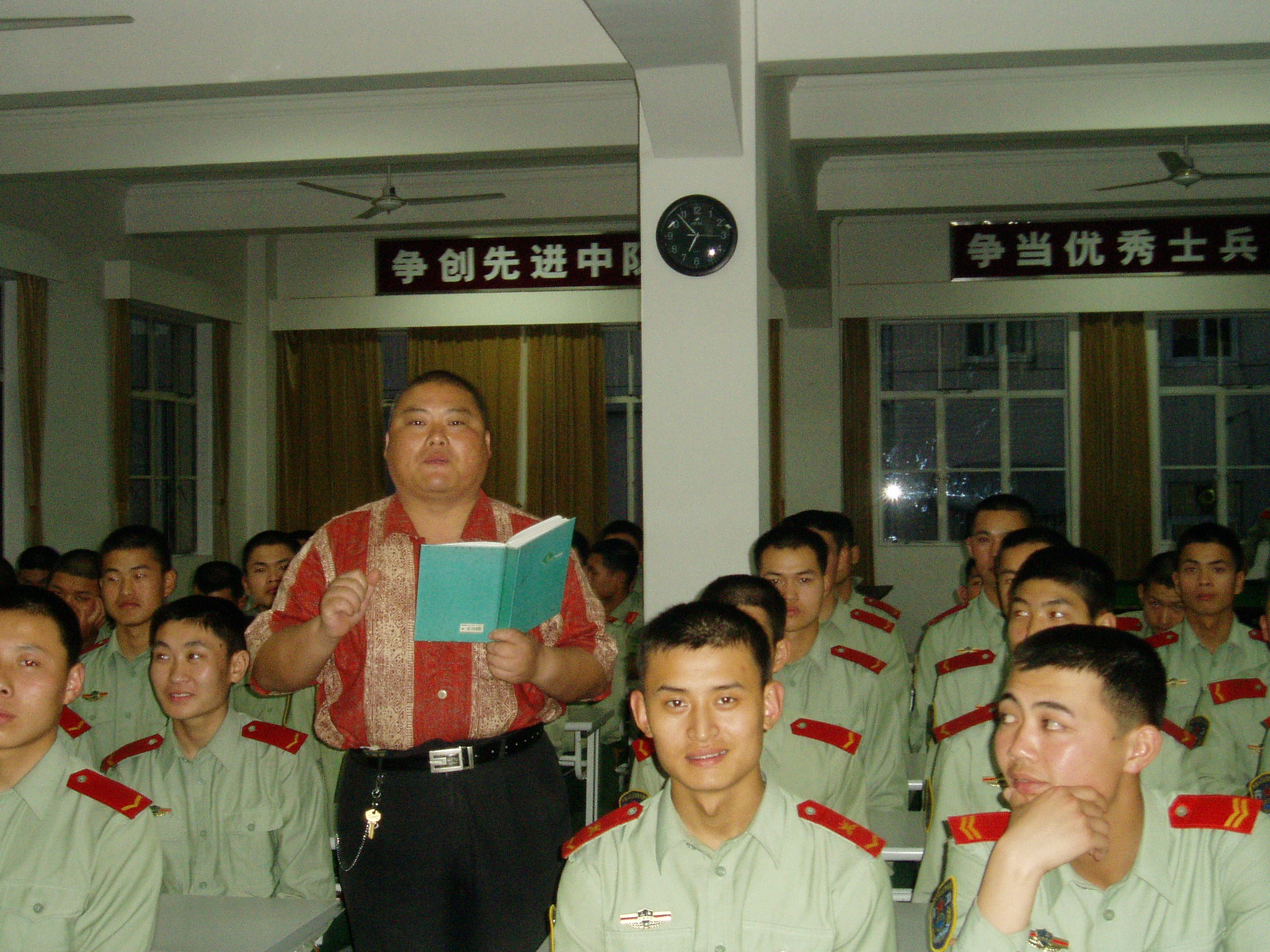 百度胖老师吧上海市公安局轨道交通分局石宇玉老师求救 微 信抖音快手百度贴吧百科图片视频知道搜索上海胖老 ...